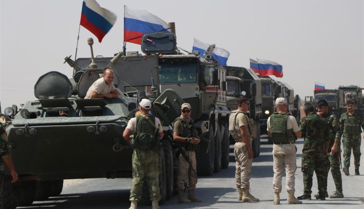 روسيا تستهدف ريف إدلب والفصائل تتصارع بريف حلب