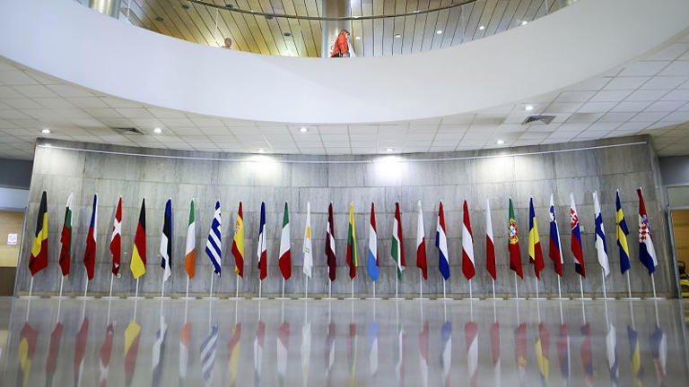 أول تشريع من نوعه.. البرلمان الأوروبي يقر قانون حرية الإعلام