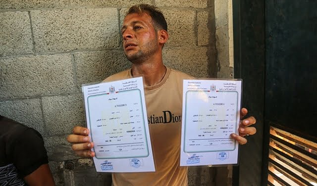 “قبل يومين ولدتهم جمانة”: أب من غزّة ذهب لتسلّم شهادة ميلاد توأميه… عاد فوجدهما شهيدين مع أمّهما