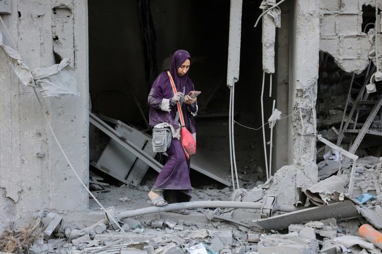 ضغط دولي كثيف لوقف إطلاق النار في غزة وحماس تطالب بتطبيق خطة بايدن