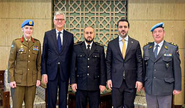لقاء سوري أممي لمراقبة فض الاشتباك ومطالبة القوات الإسرائيلية بالانسحاب