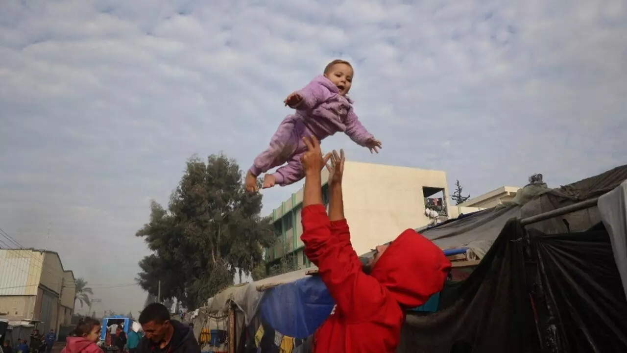 اتفاق وقف إطلاق النار في غزة يمتد على ثلاث مراحل… ما هي مضامينها ؟
