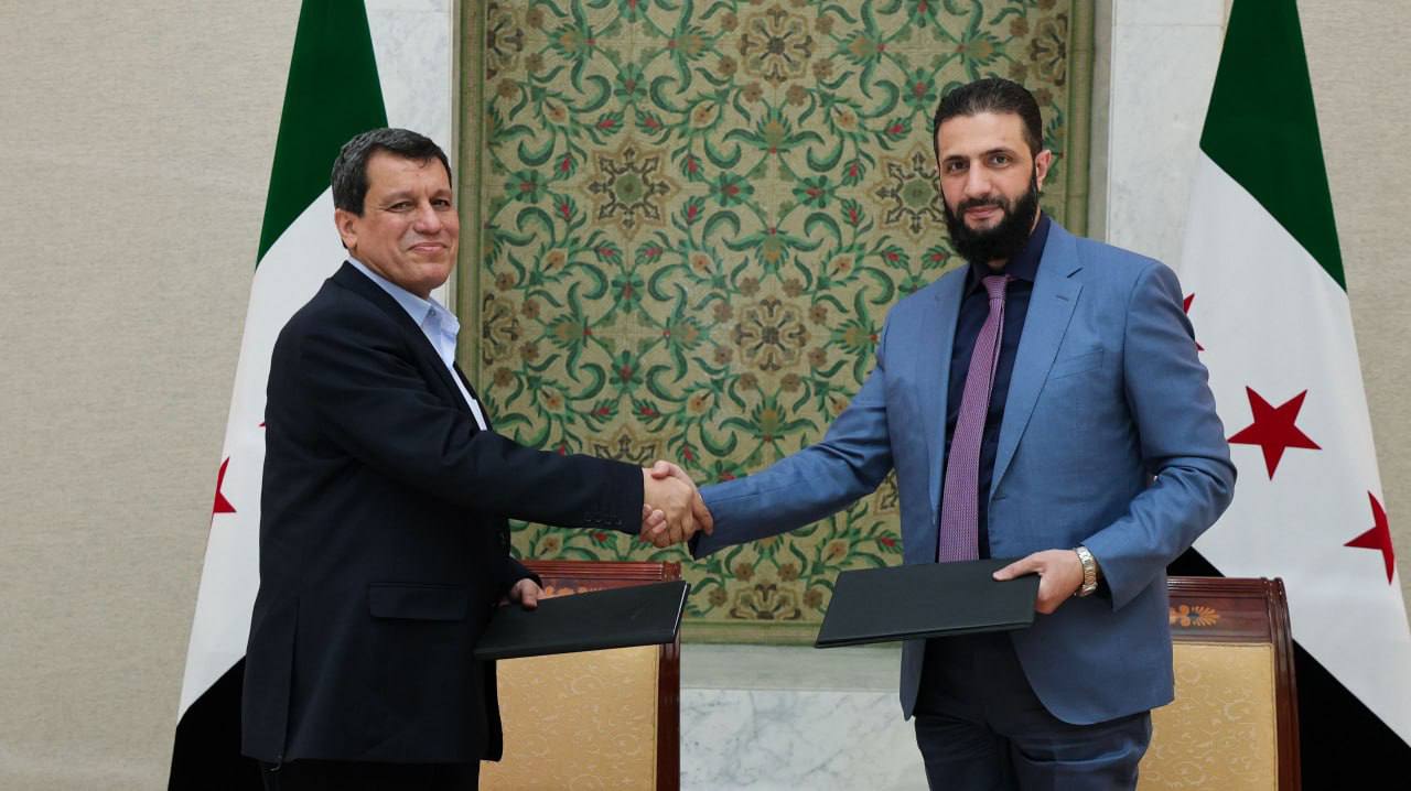 من الأكراد إلى دروز السويداء.. دمشق تقطع الطريق على سيناريو الكانتونات