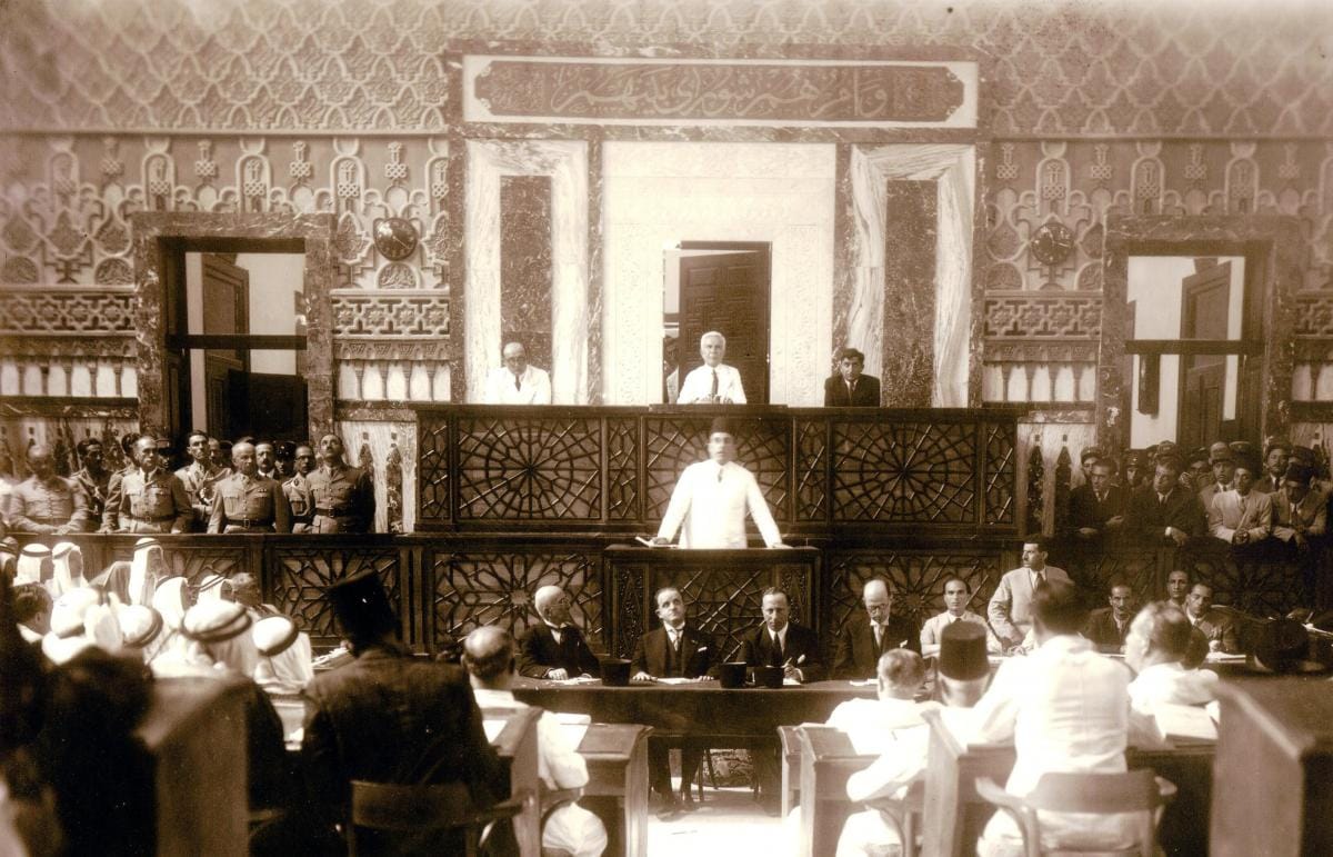 المطلوب مجلس شعب لا مجلس تصفيق